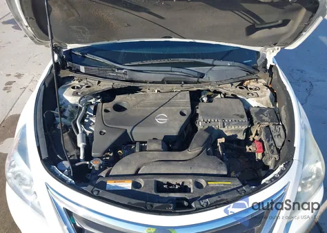 2013 Nissan Altima 2.5 S z USA, uszkodzony, nr VIN 1N4AL3AP1DC237485